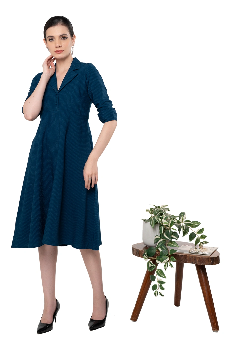 Blue Lapel Collar Dress With Tailored Fit 4