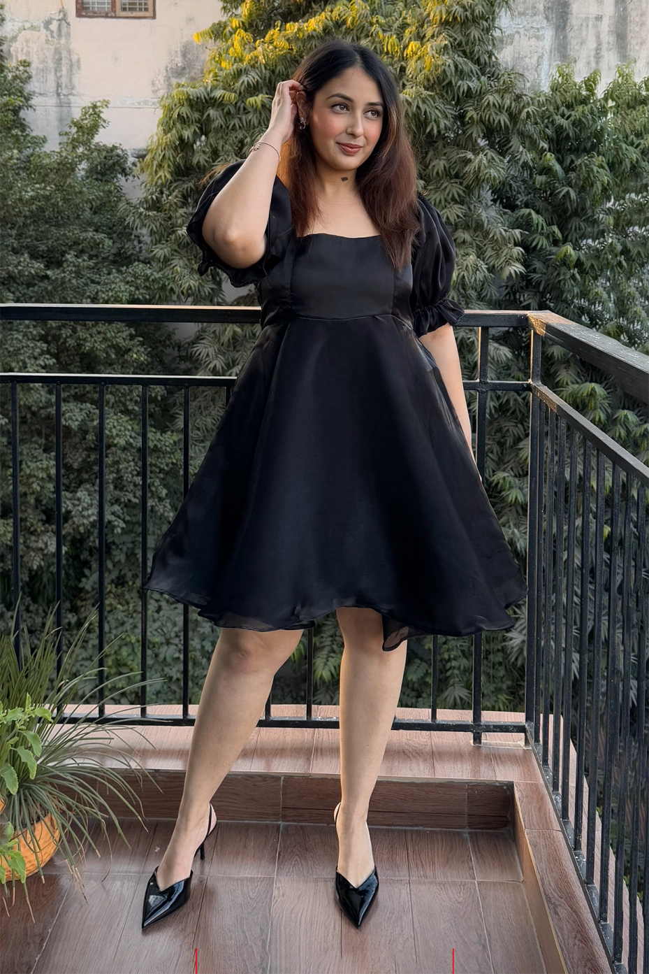 Black Square Neck Organza Dress For Party Look
