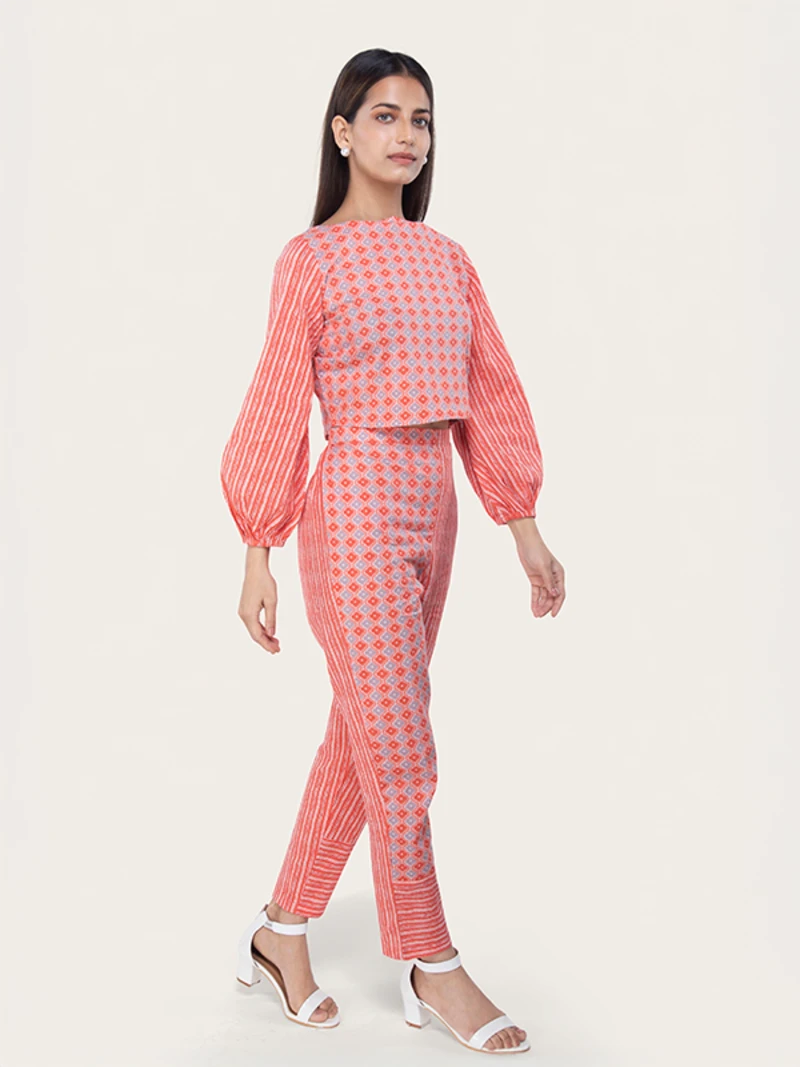 Pink Cotton Geometric Crop Top With Pant Coord Set