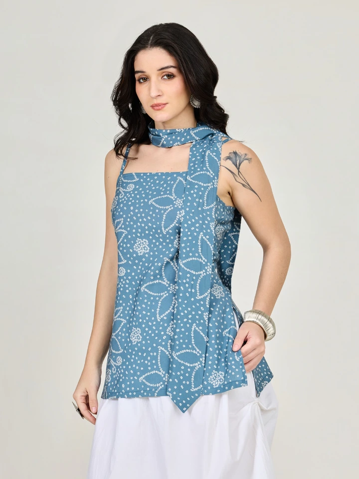 Blue Bandhani Printed Detachable Sleeve Kurti and Scarf