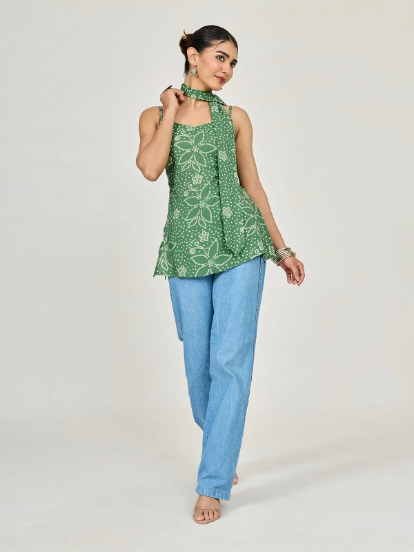 Green Bandhani Printed Kurti and Scarf 4