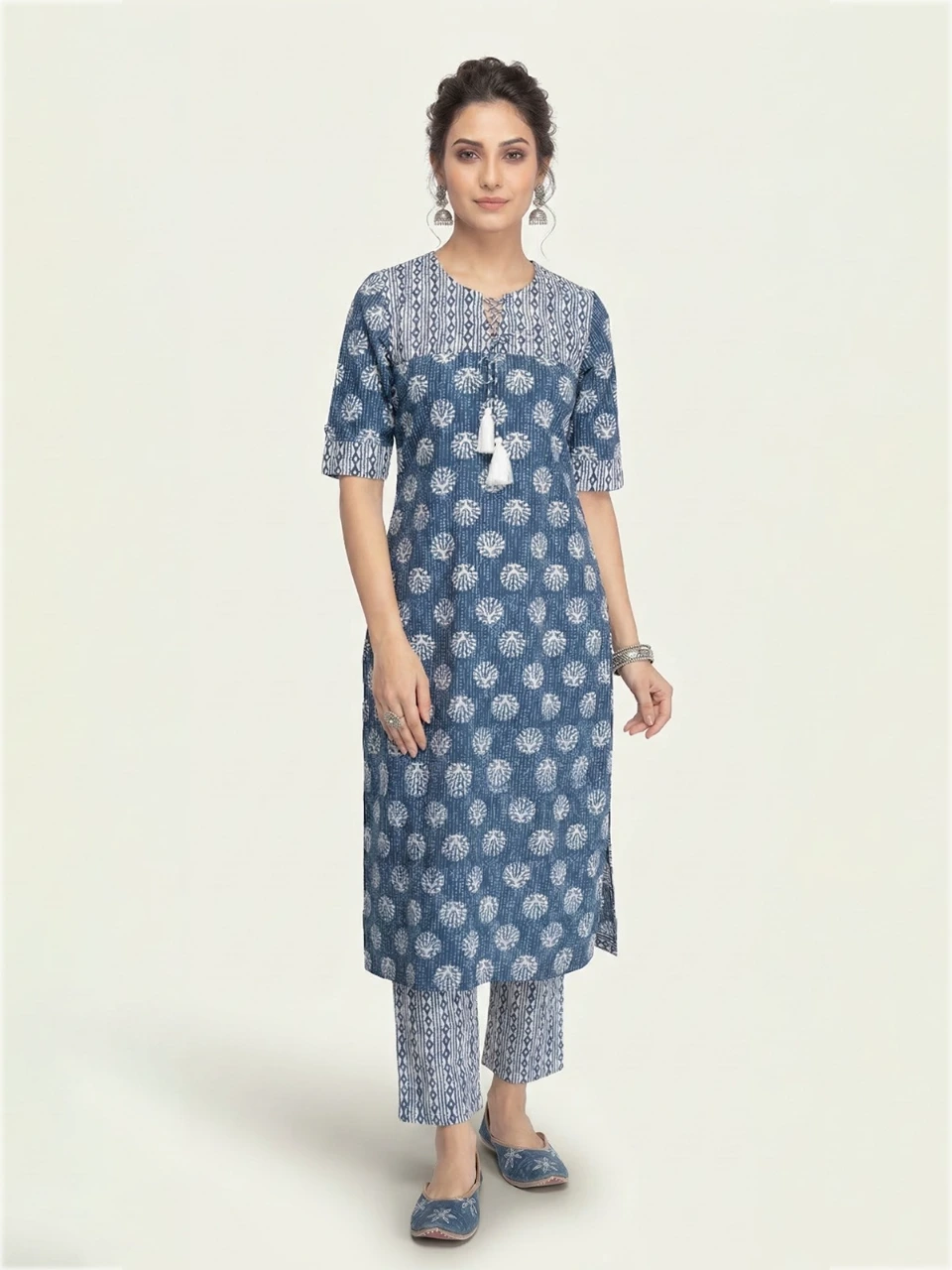 Blue Round Neck Straight Kurta Set