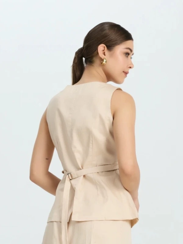 Beige Flap Pocket Waistcoat for Women 4