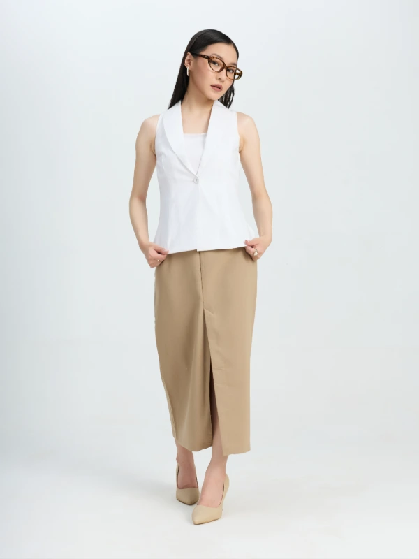 White Shawl Collar Formal Waistcoat For Women 2