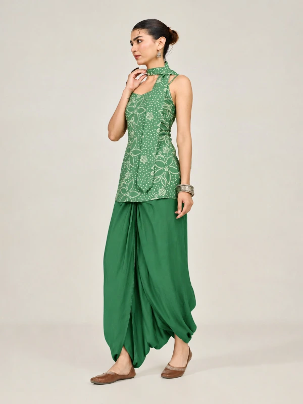 Green Solid Dhoti Pants For Women 2