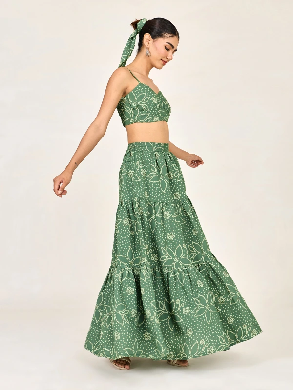 Green Bandhani Printed Crop Top & Tiered Prairie Skirt Co-Ord Set 5