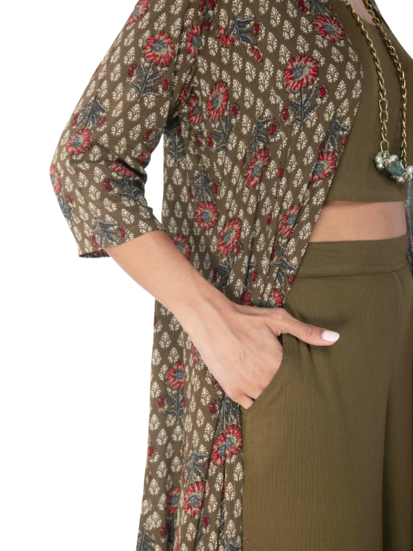 Green Viscose 3-Piece Coord Set With Crop Top, Pants, And Shrug 7