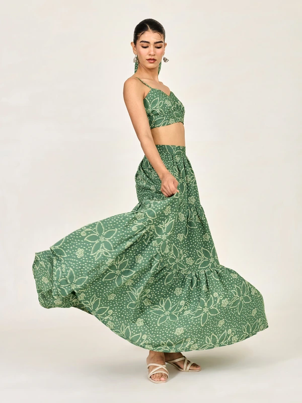 Green Bandhani Printed Crop Top & Tiered Prairie Skirt Co-Ord Set 4