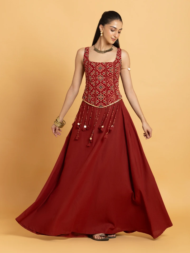 Maroon Skirt With Detachable Statement Belt