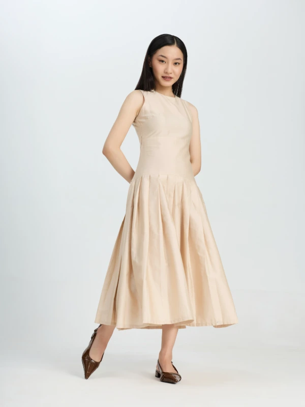 Womens Fit And Flare Dress 2