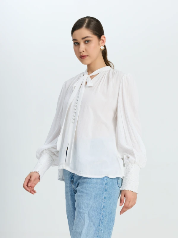 White Full Sleeve Tie Up Top For Women Zlataa 3