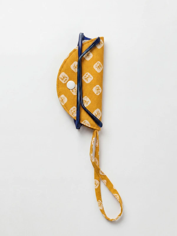 Mustard Yellow Bandhani Print Specs Wrap 4