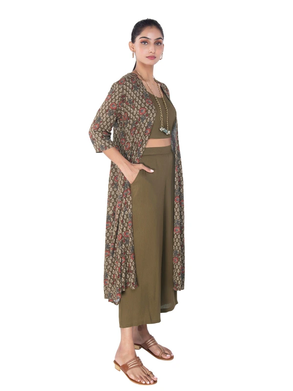 Green Viscose 3-Piece Coord Set With Crop Top, Pants, And Shrug 6