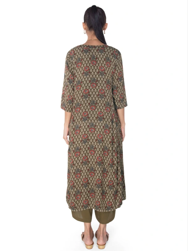 Green Viscose 3-Piece Coord Set With Crop Top, Pants, And Shrug 5